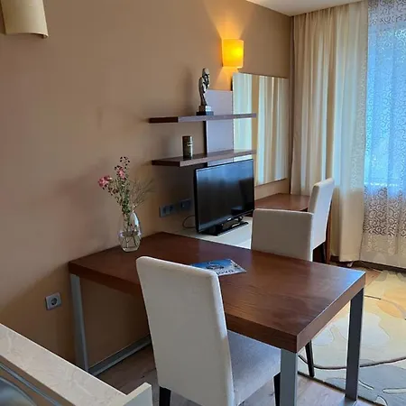 Aparthotel свети трифон