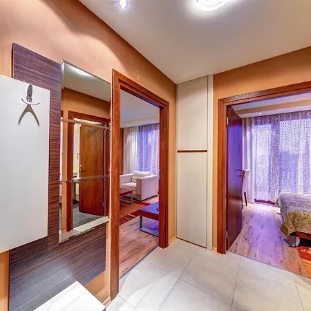 St Trifon Guests 3*
