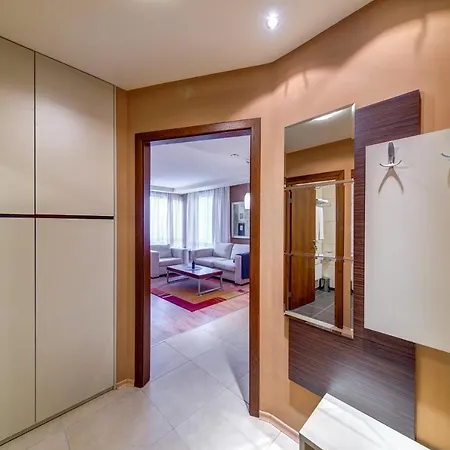 St Trifon Guests 3*