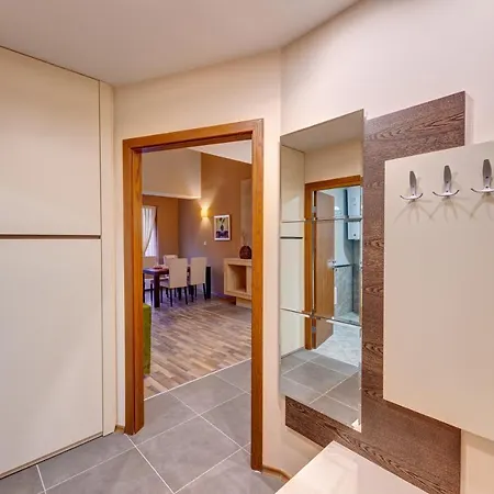 St Trifon Guests Apartmanhotel