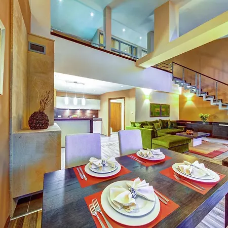 Apartmanhotel St Trifon Guests 3*