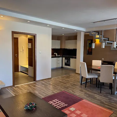 Aparthotel свети трифон Pamporovo