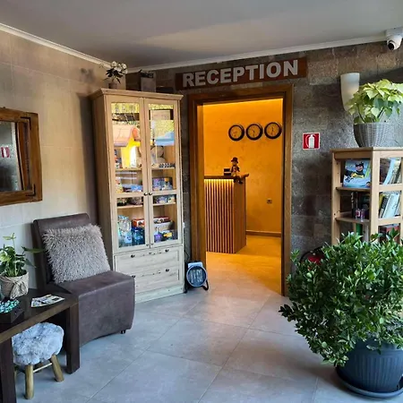 Apartmanhotel St Trifon Guests Pamporovo